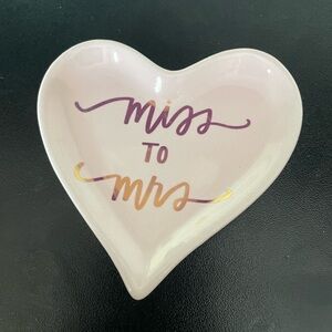 Francesca's Collections Pink Miss to Mrs Heart Trinket Dish
